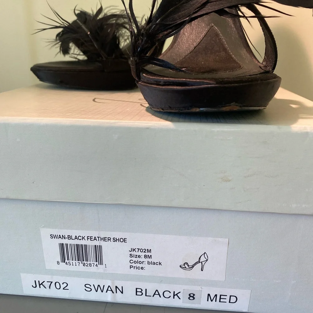 Feather Heels - Picture 2 of 6